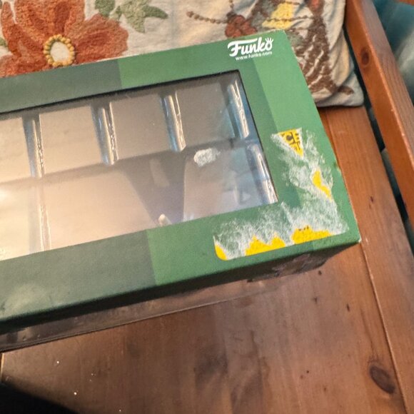 Funko Elf the Movie Vynl Buddy & Narwhal Vinyl Figure 2-Pack Christmas Boxed New - Picture 10 of 11